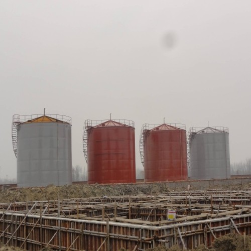 One-component polyurea anti-corrosion coating for storage tanks